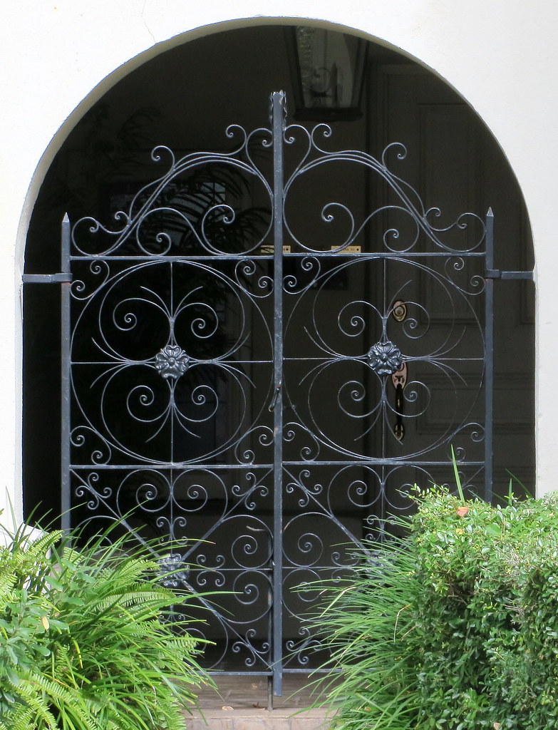 Wrought iron gate, 27 East Battery (Atlantic Street side), Charleston, SC