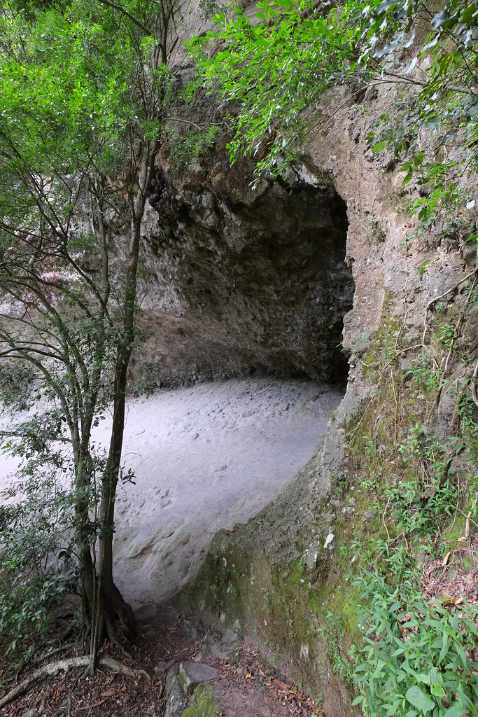 kweebani cave