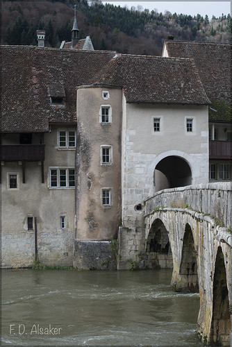 bridge river schweiz historical stursanne brückewasserflusshäuser