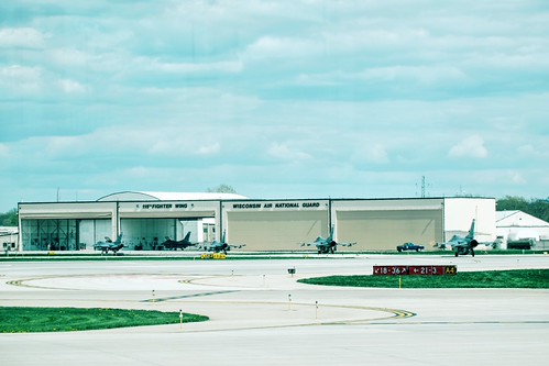 F-16's caught at MSN | by m△x