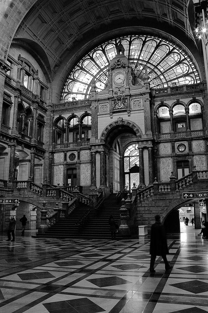 Antwerp_railway station_01