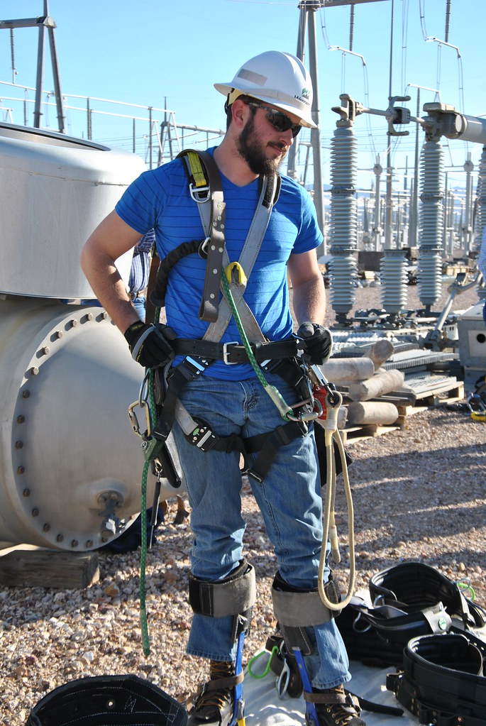 New harnesses, Rocky Mountain Lineman Apprentice Gabriel Hu…