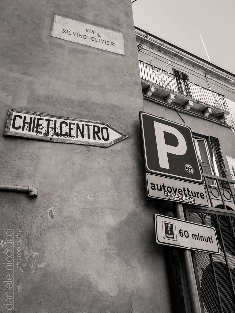 Chieti Centro | Chieti, Italy. An old, rusty sign near the n… | Flickr