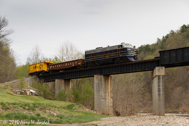 Freight train on Sycamore Bridge
