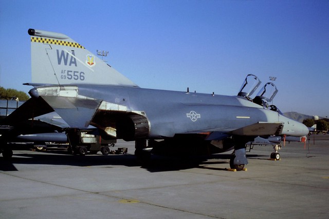 F-4G 69-7556/WA 561FS/ 57FW USAF. Nellis AFB, Nevada. 27-10-1995.