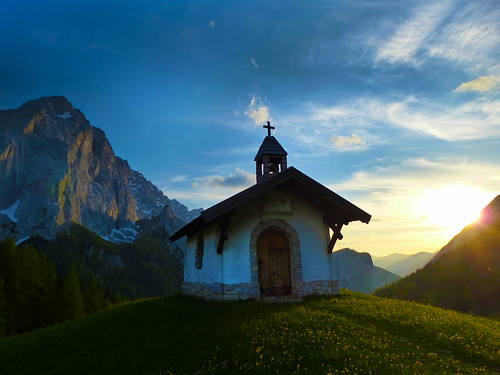 sunset mountains austria österreich sonnenuntergang natur kirche berge wandern karwendel kapelle