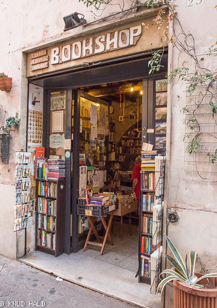 The bookstore in the jewish ghetto in Rome