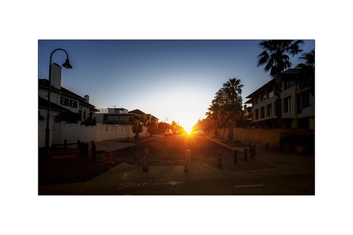 sunrise lens dawn brighton suburban australia victoria flare