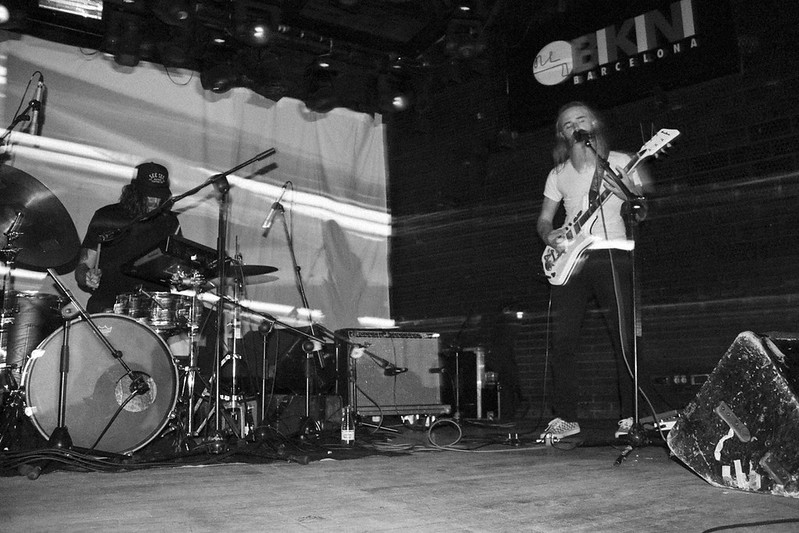 MOON DUO