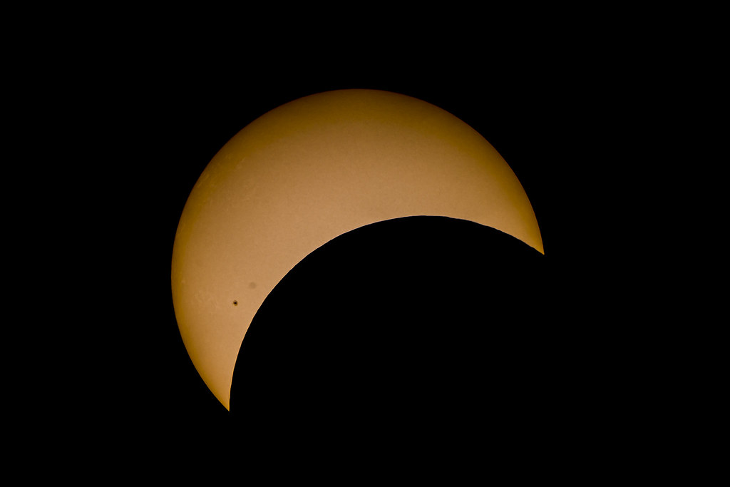 Eclipse 2015 | Taken through a custom solar telescope with a… | Flickr