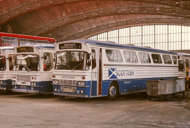BS0185 GSO531N , SFS359H STOCKWELL GARAGE LONDON WED 27.07.1977