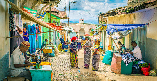 africa street city travel color outside outdoors colorful view traditional streetlife historic daytime eastafrica harar 2016 ethiopië