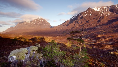 sunrise scotland highlands glen torridon liathach beinneighe