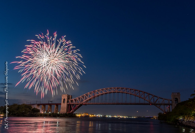 Astoria Hells Gate Fireworks 2016