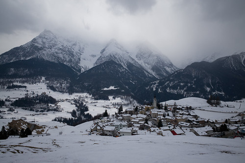 FTAN_è ina vischnanca politica svizra en il chantun Grischun en il district da l'En en il circul da Suot Tasna., schnee winter snow alps schweiz switzerland europe suisse 28mm rangefinder snowshoeing mp alpen svizzera engadin 2015 graubünden grisons svizra ftan leicam unterengadin grischun schneeschuhwanderung elmaritm 150221 typ240 ©toniv m2402286
