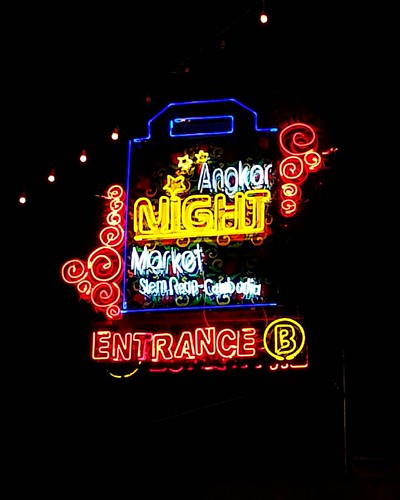 Night market #shopping #siemreap #familytrip | by baby2lip_77