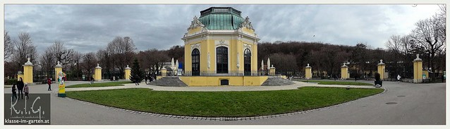 Schlosspark Schoenbrunn Tiergarten, barocker kaiserpavillon, panorama | 2012-01