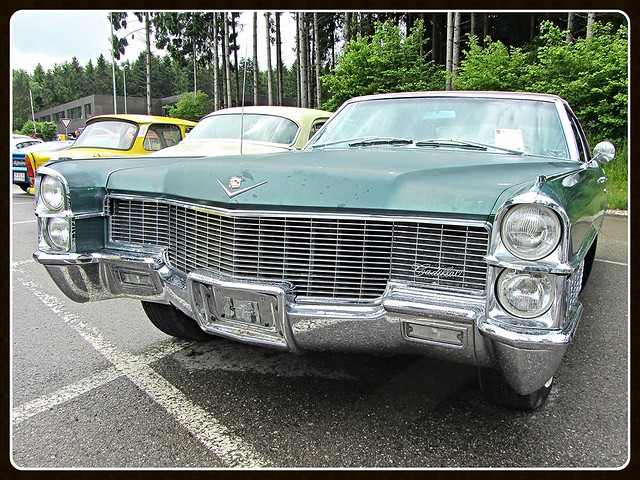 Cadillac DeVille Convertible, 1965