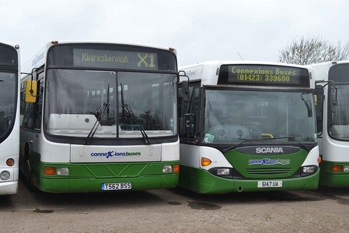T562 BSS - Harrogate Coach, Green Hammerton | by Adrian's Transport & Scenic Photos