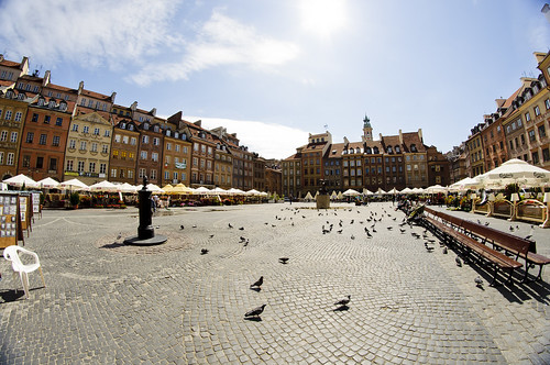 Old town square in Warszawa | by A.Cahlenstein Photography