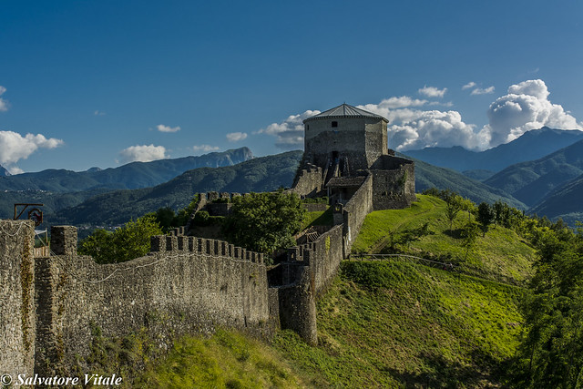 Fortezza delle Verrucole e le sue mura