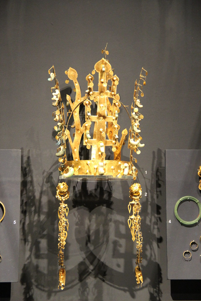 Gold Crown of Silla Kingdom | Special Exhibit of Silla Gold … | Flickr
