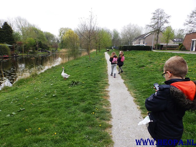 2015-04-25 Oranje wandeltocht  Almere-haven 11.43 Km (53)