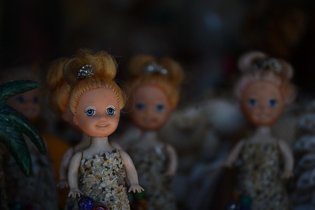 Dolls With Seashell Dresses, Playa Linda Beach Market