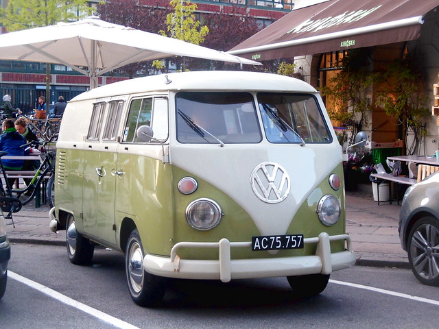 VW split screen van AC75757 used to sell street coffee