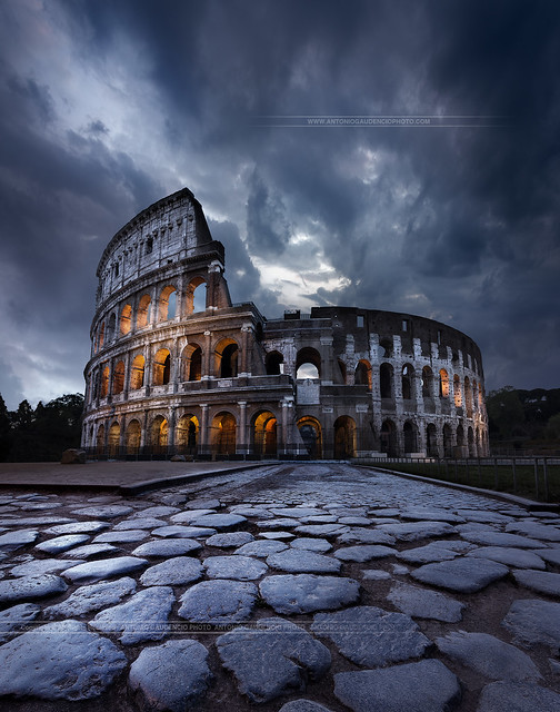 The Colosseum ..... !! - Rome - Italy