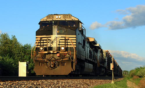 Abbreviated Autoparts Train by HighHor$epower, A short 10 car #145 heads directly into the sunset at Cockrell Lane.

NS 9974
NS 8447autoparts dash9
