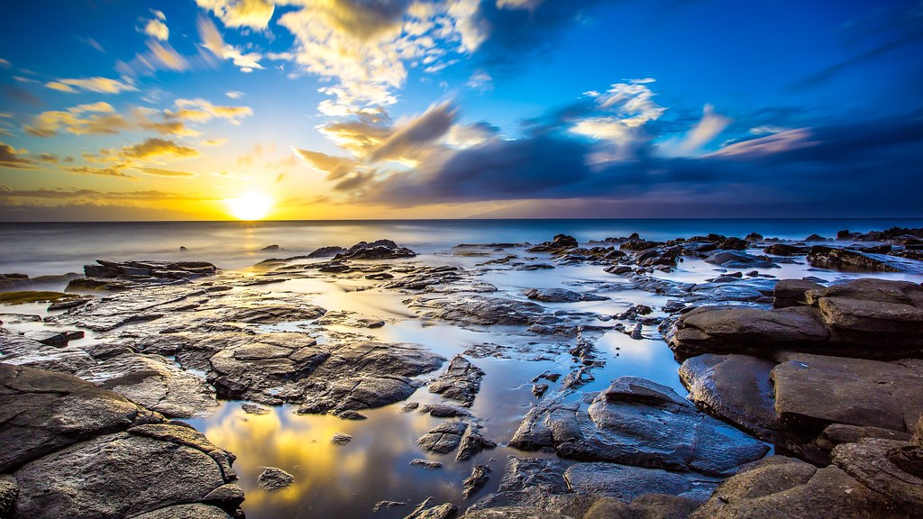 Rocky-OceanBeach-with-Sun-setting-4K-Wallpaper | EduSe7en42 | Flickr