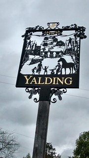 Yalding Town sign 