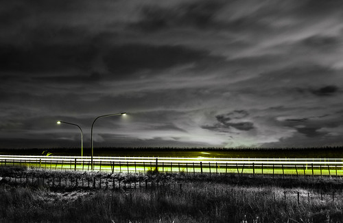 road light newzealand cloud night clouds canon 50mm lights traffic cloudy auckland nightsky manukau lighttrial
