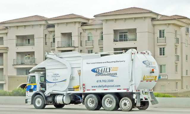 Daily Disposal Services Truck 5-4-15
