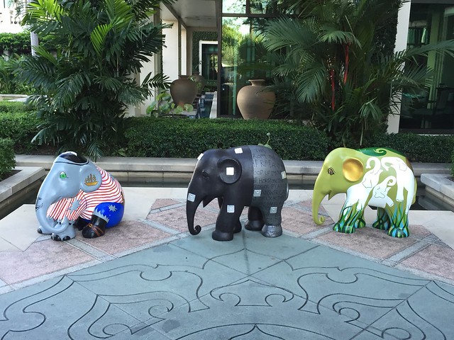 Peninsula Bangkok elephant art