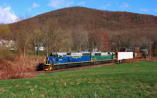 mountain train landscape pennsylvania ashland freighttrain emd sd50 lehighgorgescenicrailway bluemountainreadingandnorthern