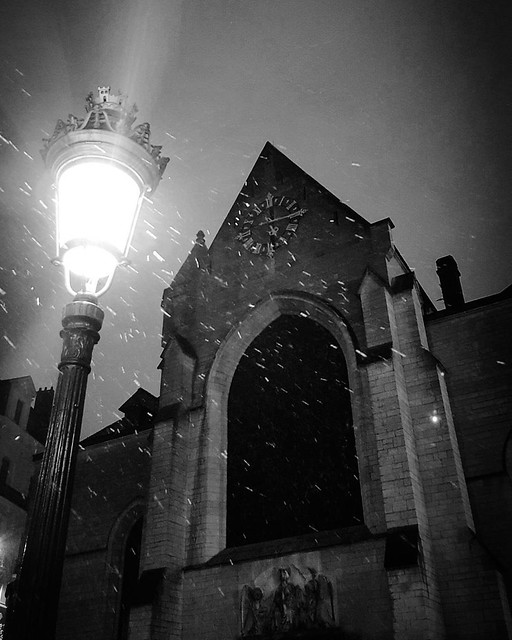 'Eglise saint Nicholas/Sint Niklaaskerk' - #Brussels #Belgium #church #photography #smartshots #welovebrussels #visitbrussels #hellhole #night #snow #winter #BW #B&W