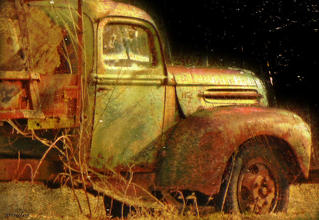 -- rusted Ford --