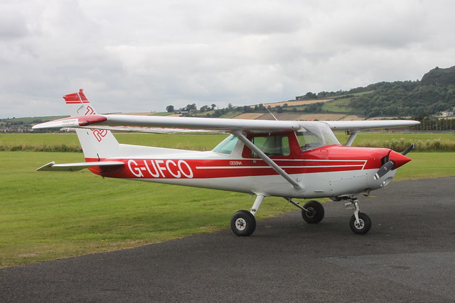 Cessna 152 G-UFCO Newtownards 17/09/15