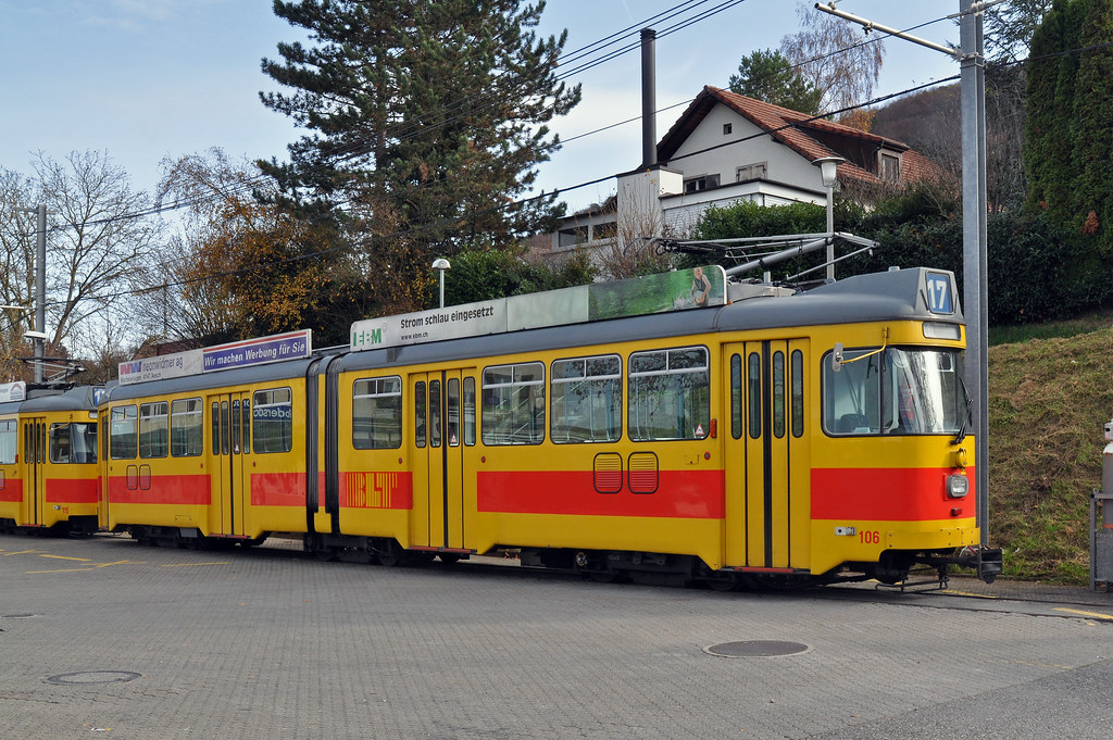 Be 4/6 106 wurde auf dem Abstellgleis in Rodersdorf abgestellt. Der Wagen wird vermutlich nicht mehr eingesetzt. Aufnahme: 15.11.2015.