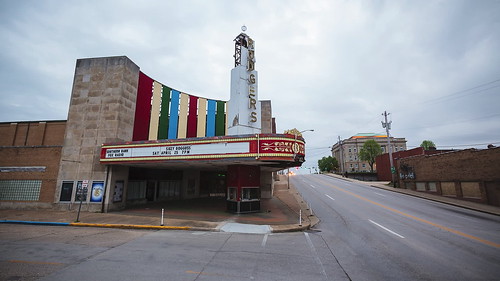 street longexposure sunset usa architecture facade marquee evening timelapse midwest downtown traffic time missouri april lighttrails smalltown lapse poplarbluff cloudysky southernmissouri 2015 butlercounty theatremarquee passingcars bootheel notleyhawkins rodgerstheatre poplarbluffmissouri httpwwwnotleyhawkinscom notleyhawkinsphotography butlercountymo butlercountymissouri downtownpoplarbluff