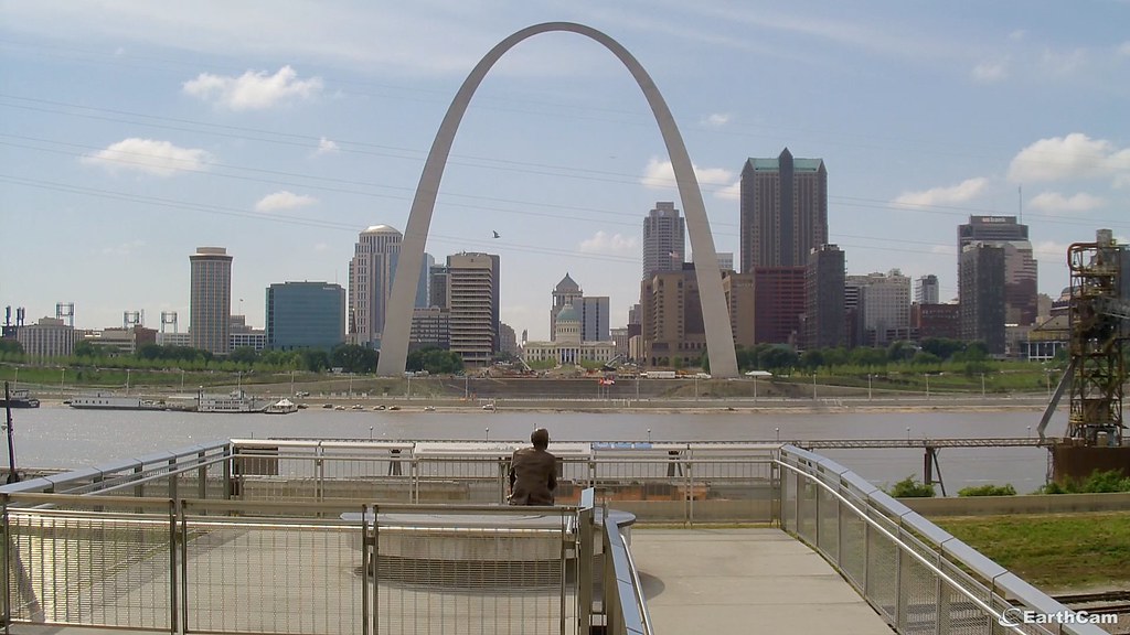 Check out St. Louis Arch Cam in East St. Louis, MO, United… | Flickr
