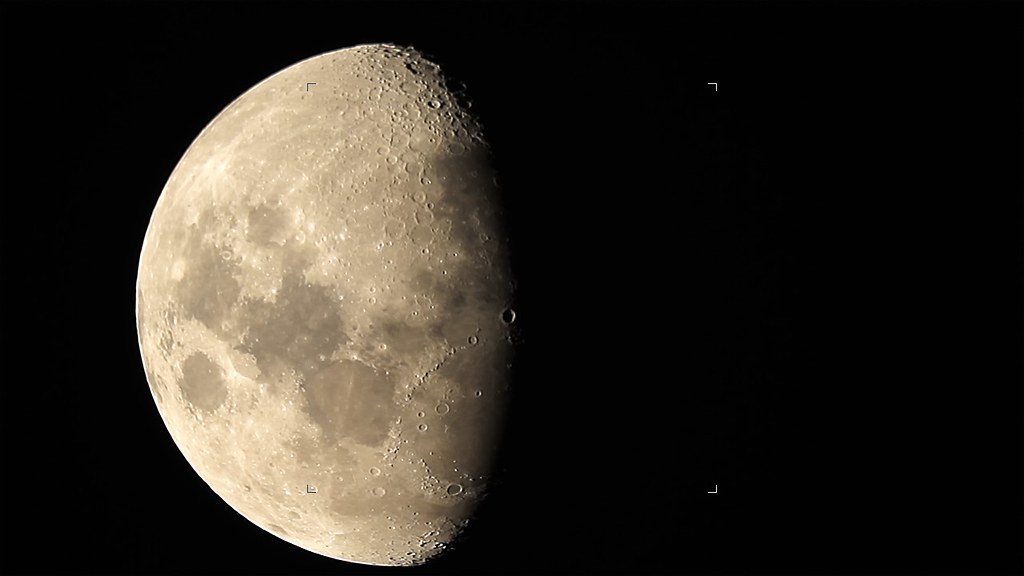 Moon-2015-03-29