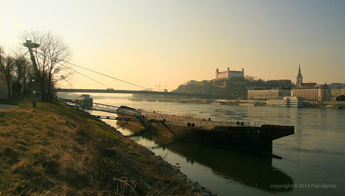 Dunajska jarna panorama by Johan Pipet 3M+ views, IMG_4491-1_Bbridge sunset castle skyline canon boat europe ship eu ufo most slovensko slovakia duna 