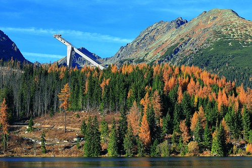 autumn trees sky mountain lake ski mountains nature clouds canon landscape eos 50mm high jump jumping outdoor board hill herbst diving slovensko slovakia 秋 priroda tatry höst voda tatras tatra watter skijump podzim springboard nebo осень høsten jazero hory stromy hightatras vysoketatry krajinka jesen pleso strbske 70d strbskepleso vysoké ta3 18ii mostik canoneos70d canon70d