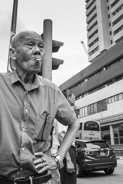 Smoking uncle - Chinatown - Singapore