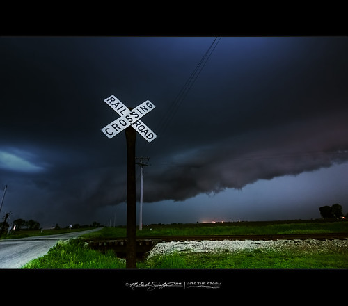 blue sky storm black beauty weather canon dark landscape outdoors photography scary skies storms humid outflow shelfcloud thecalmbeforethestorm downdraft 60d canon60d canoneos60d illinoisthunderstorms