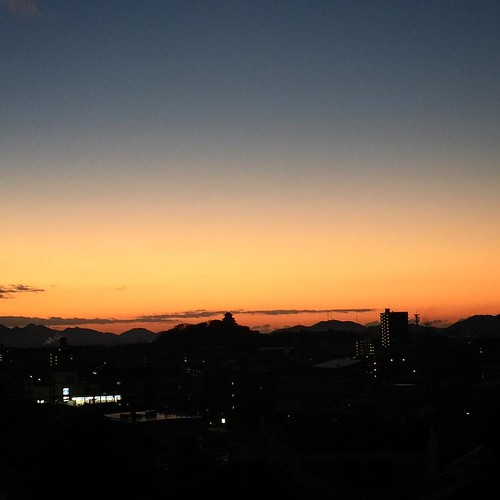 姫路城 by James Shinsuke Suzuki @sszk, square squareformat iphoneography instagramapp uploaded:by=instagram
