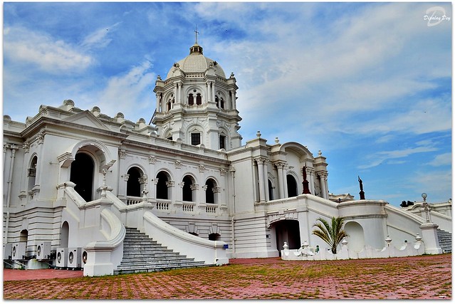Ujjayanta Palace - The royal palace of Tripura